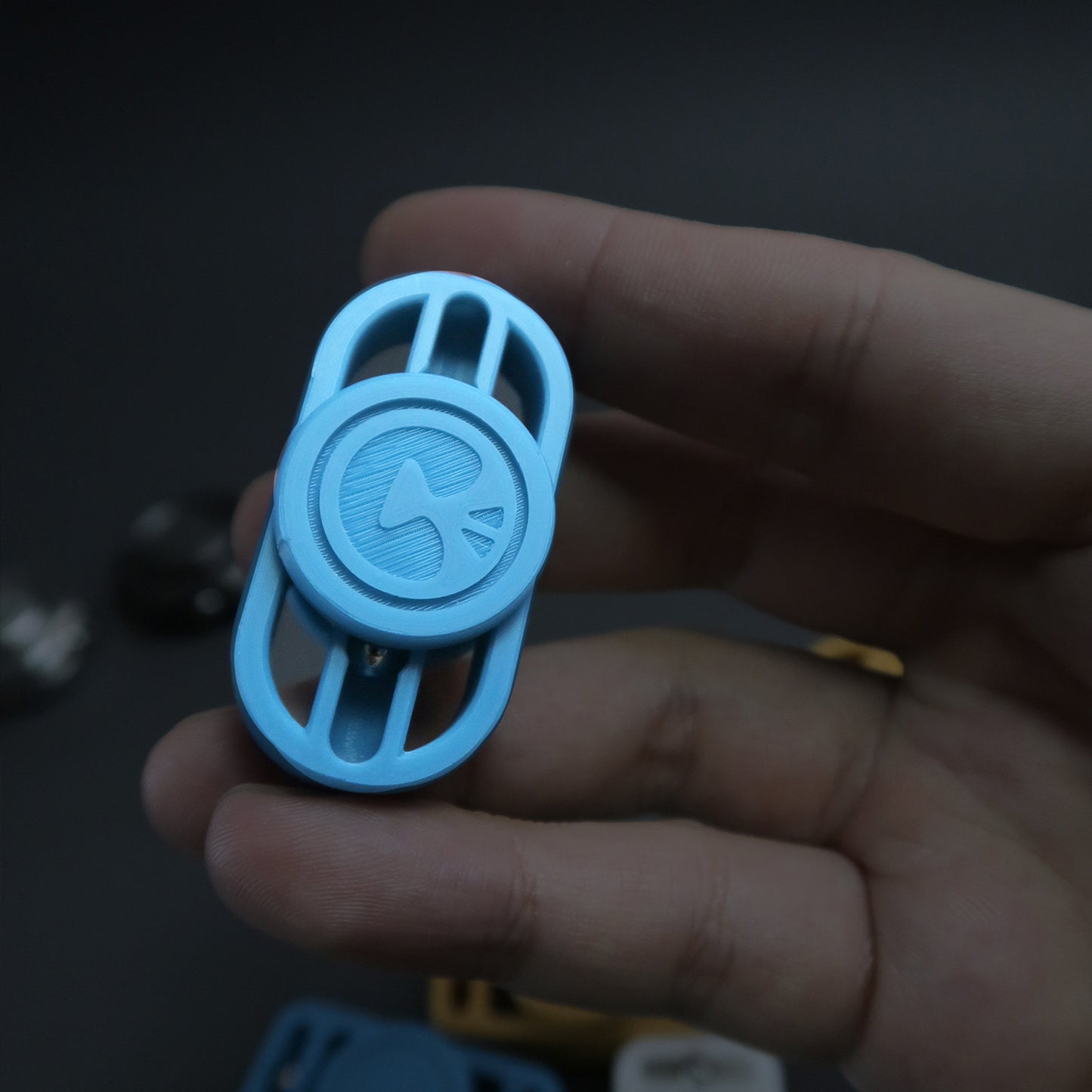 HAOTZ Cube-Round Core Spinner | Geometric Fidget Spinner