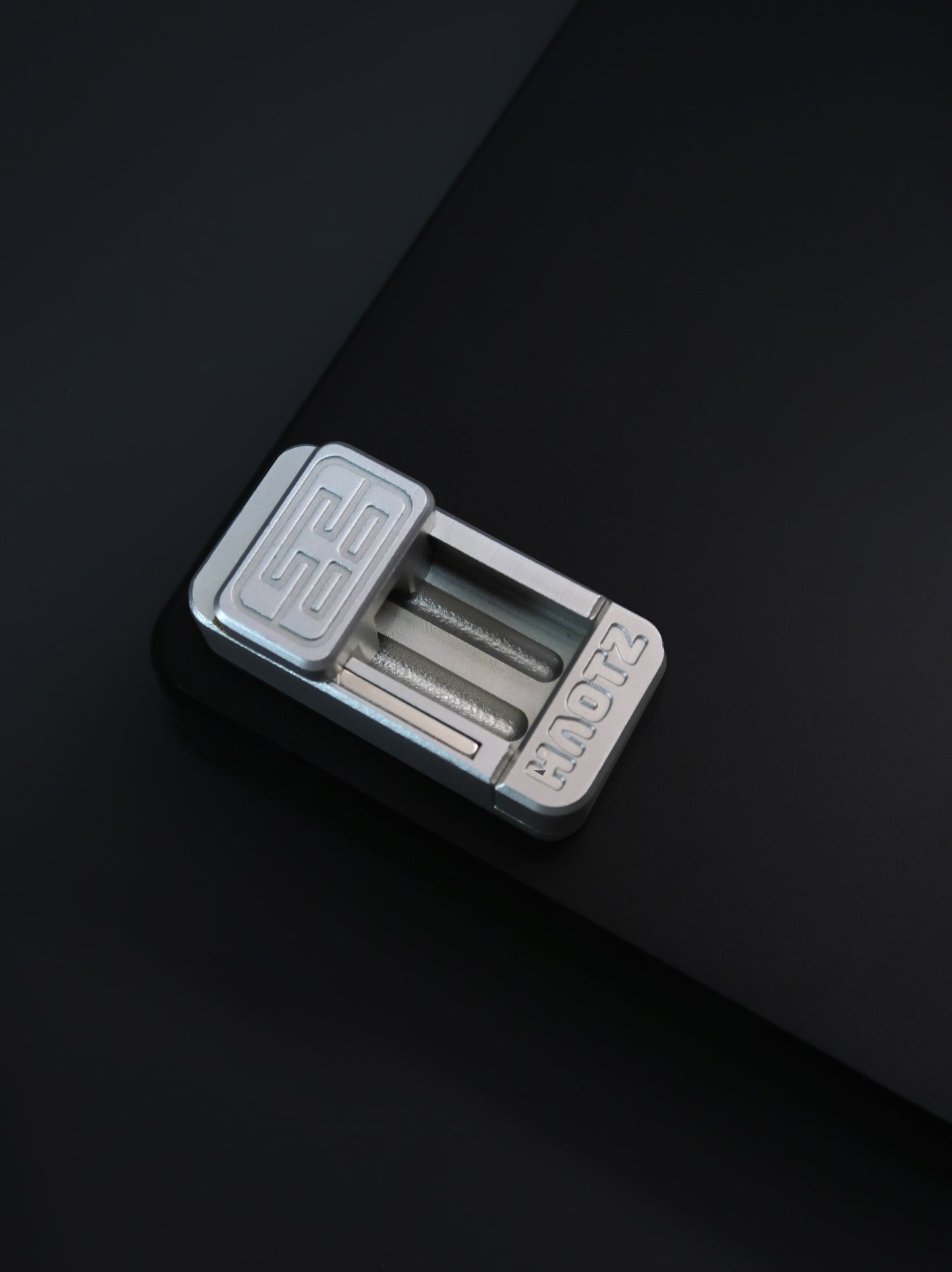 HAOTZ Metal SoundStorm Mouse – EDC Fidget with Attitude