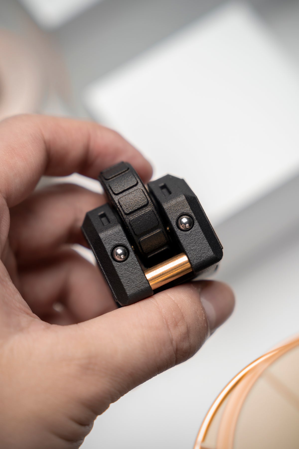 HAOTZ MiniQuake – Magnetic Vibration EDC Fidget Toy