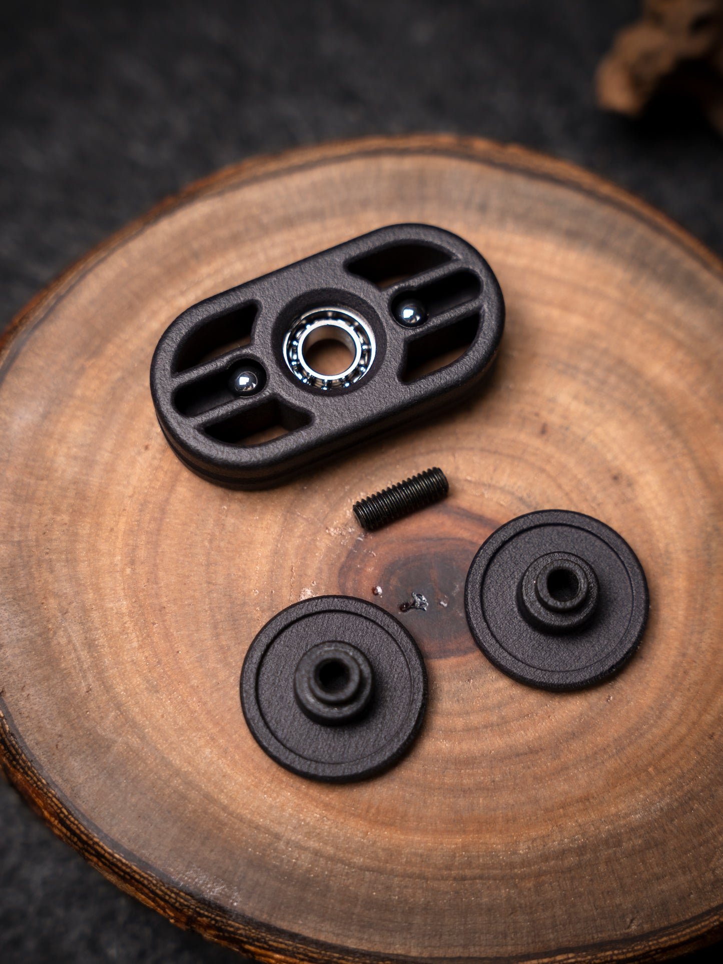 HAOTZ "Centrifuge" – Magnetic Haptic Feedback Fidget Spinner