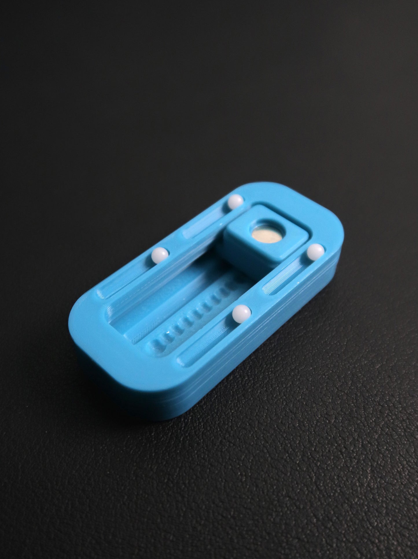 HAOTZ Sticky Mouse – Magnetic Fidget Slider for Stress Relief, Tactile & Addictive Play Toy